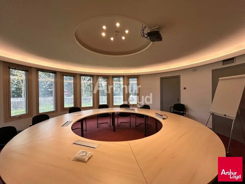 Office in Blois for sale - Building Photo - Image 2 of 6