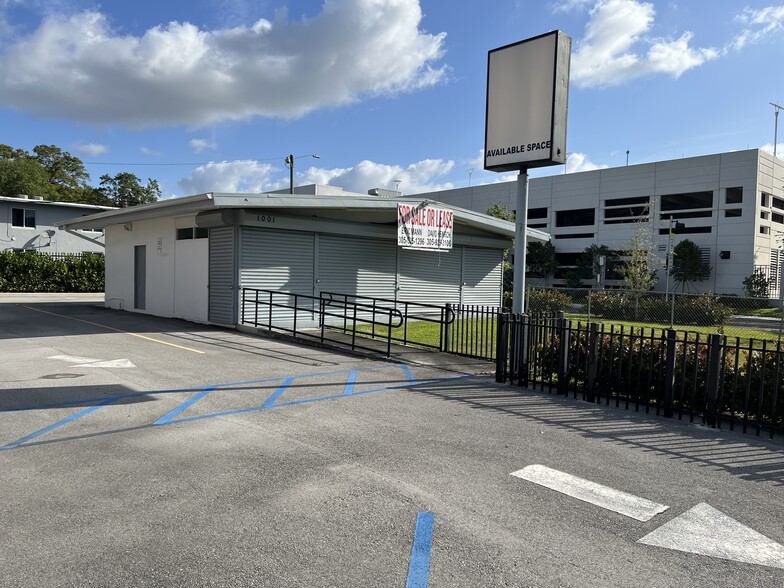 1001 NW 95th St, Miami, FL for sale - Building Photo - Image 2 of 23