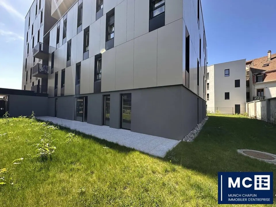 Office in Schiltigheim for lease Building Photo- Image 1 of 8