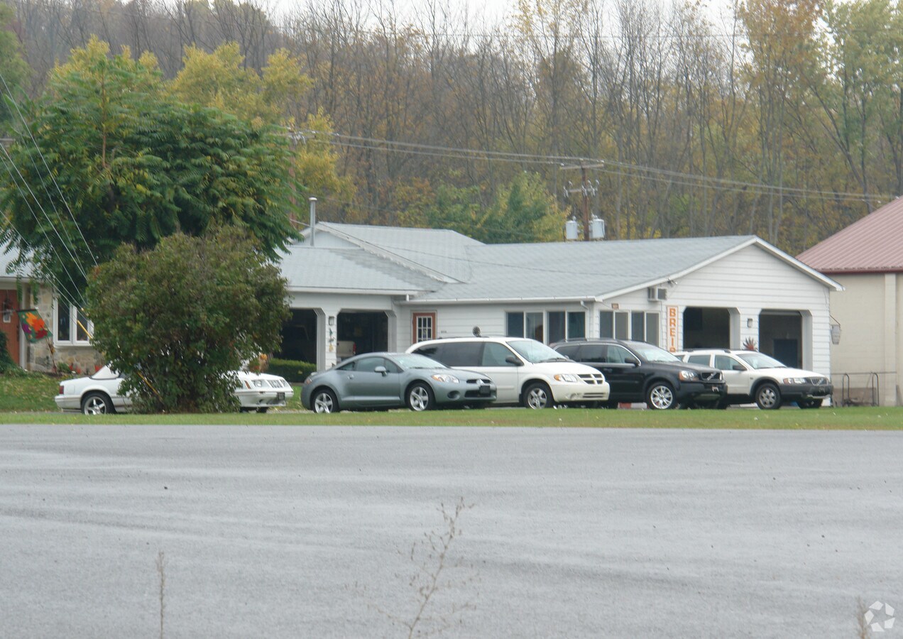 2999 Columbia Blvd, Bloomsburg, PA 17815 Breisch Auto Sales