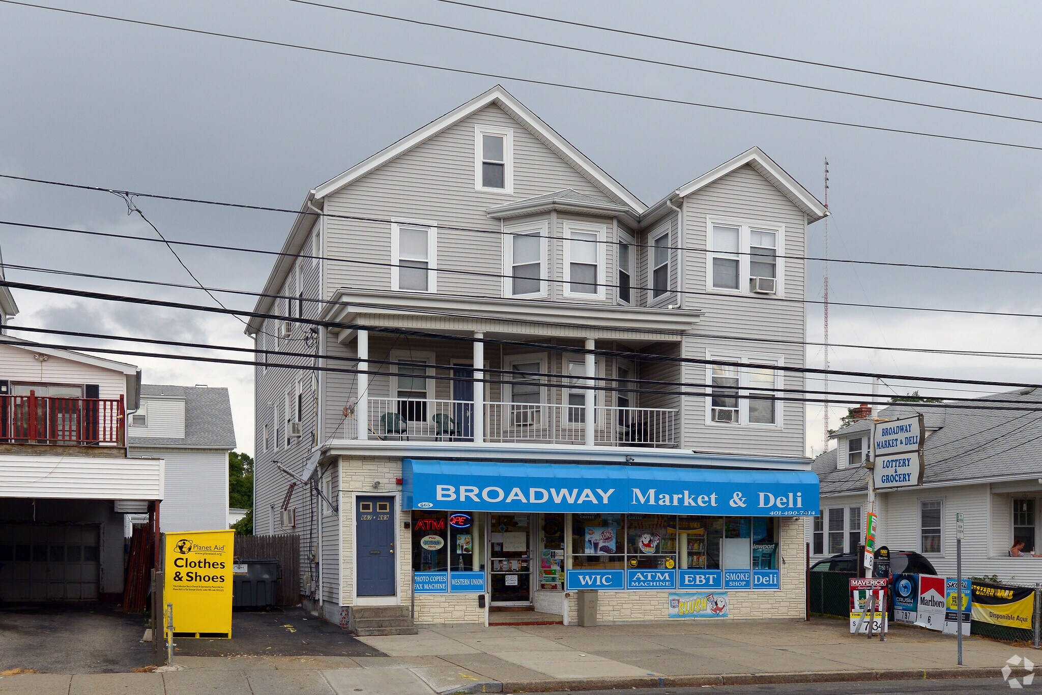 665-669 Broadway, East Providence, RI for sale Primary Photo- Image 1 of 1
