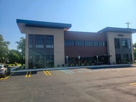 415 Rodd St, Midland MI - Office Space