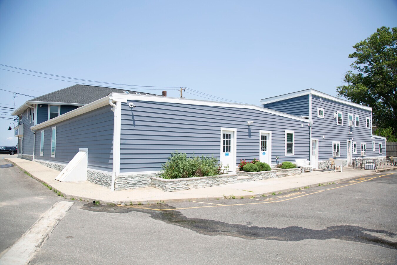 14 Bayville Ave, Bayville, NY 11709