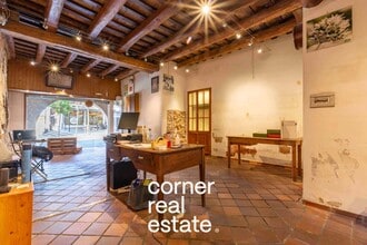 Retail in Sant Cugat del Vallès, Barcelona for lease Interior Photo- Image 2 of 18