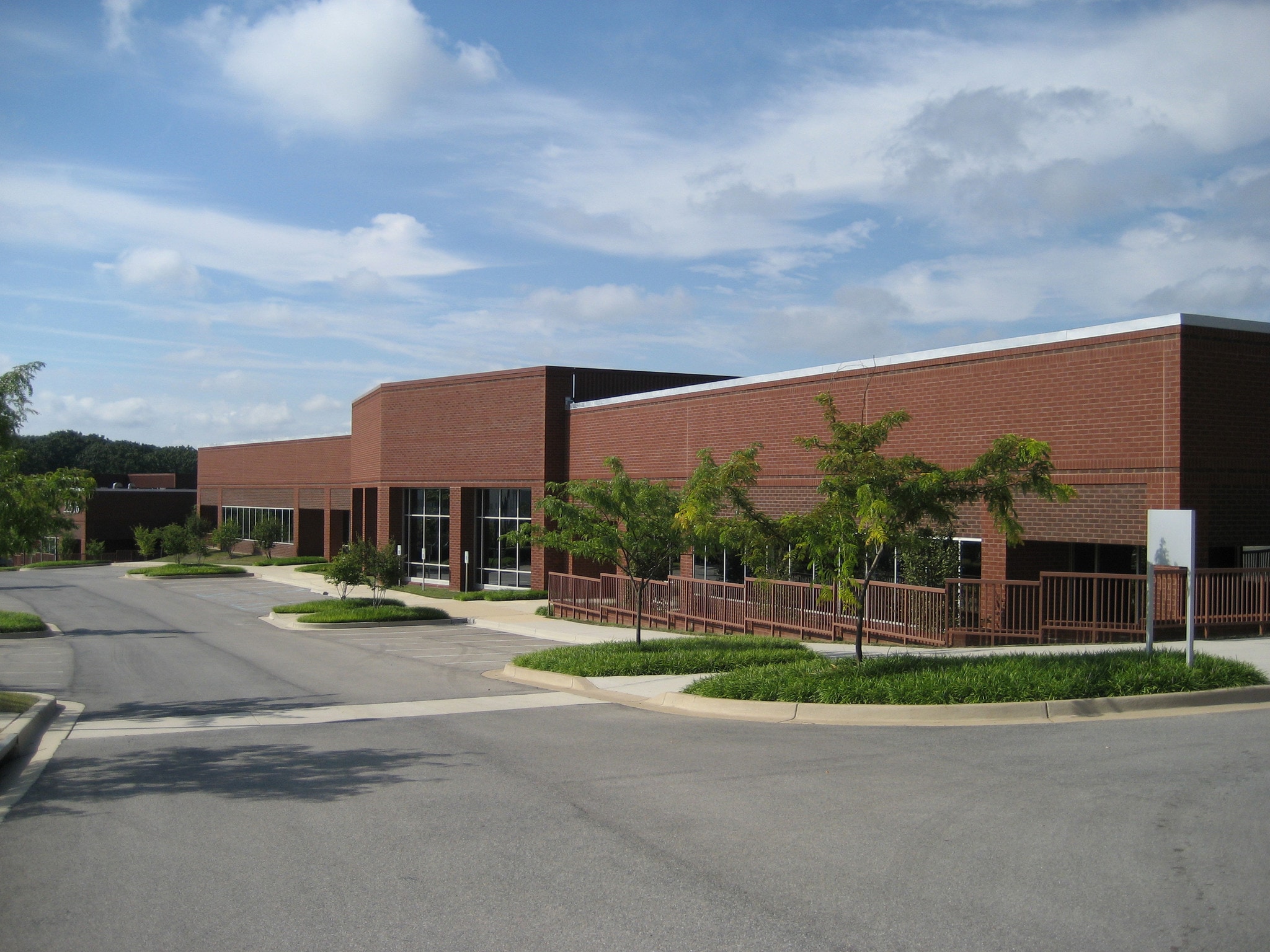 22516 Gateway Center Dr, Clarksburg, MD for sale Primary Photo- Image 1 of 1