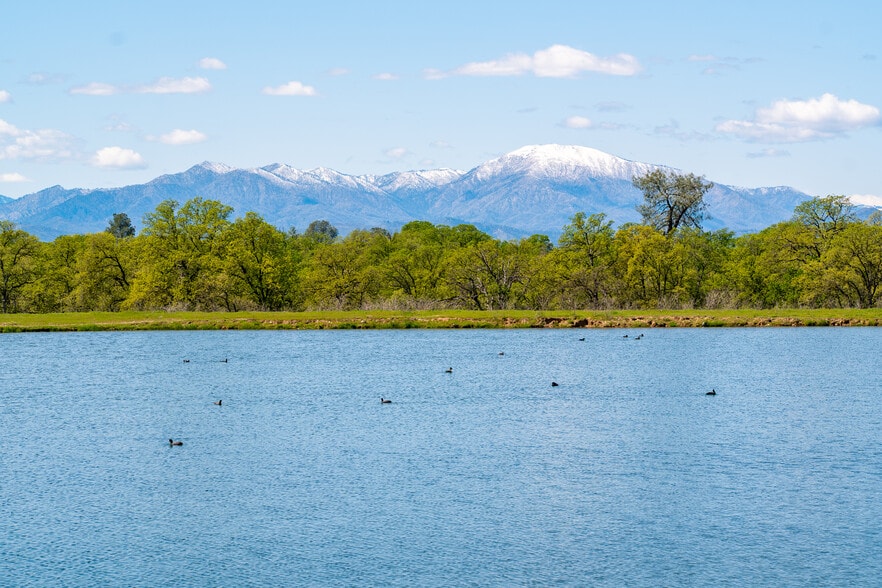 21623 Seven Lakes Ln, Redding, CA for sale - Building Photo - Image 2 of 67