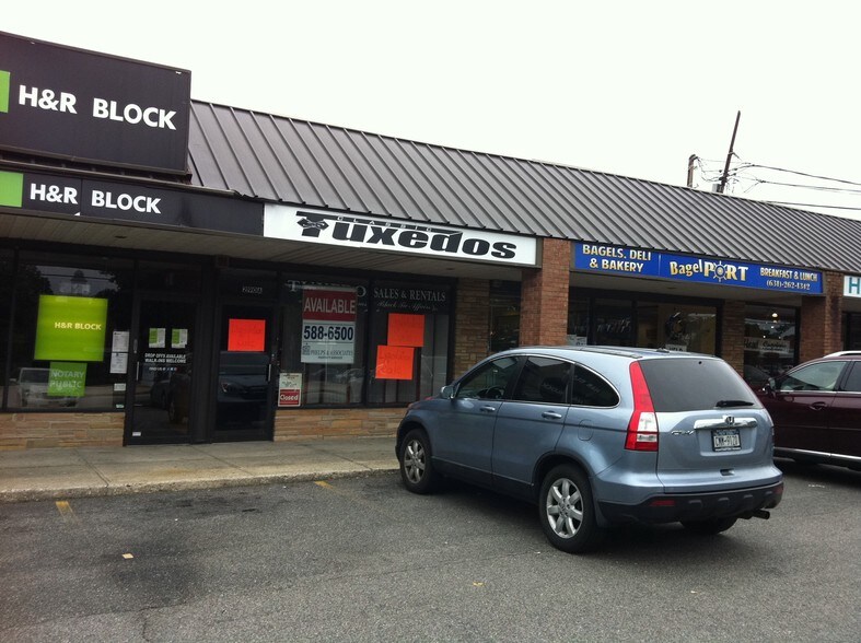 286-290 Larkfield Rd, East Northport, NY for sale - Building Photo - Image 1 of 1