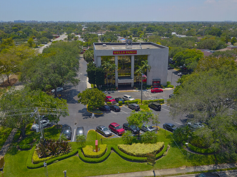 4600 Sheridan St, Hollywood, FL for lease - Aerial - Image 3 of 8