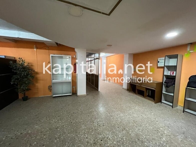 Retail in Xàtiva, Valencia for sale - Building Photo - Image 1 of 28