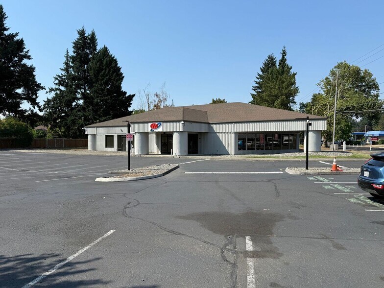 4301 E Fourth Plain Blvd, Vancouver, WA for sale - Building Photo - Image 1 of 5