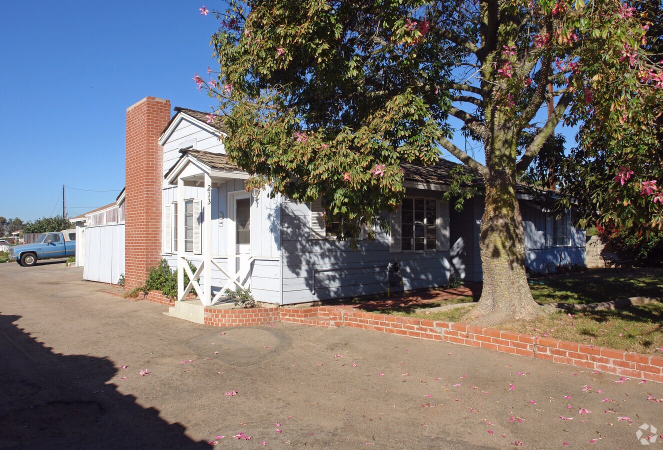213215 Anacapa Dr, Camarillo, CA 93010 Multifamily for 213215 Anacapa Dr, Camarillo, CA 93010 Multifamily for
