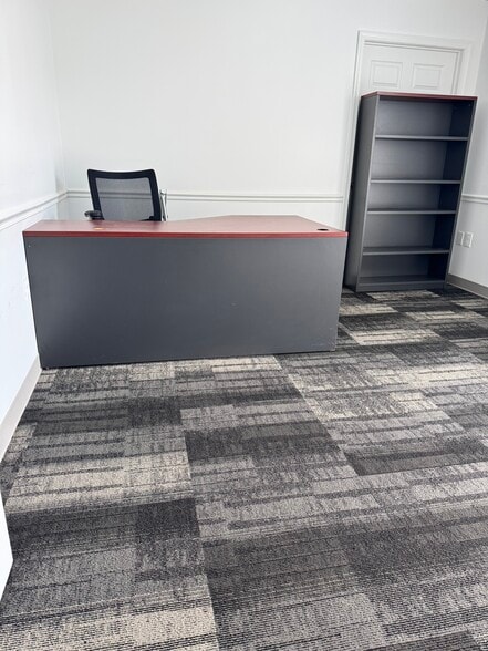 1400 Shepard Dr, Sterling, VA for lease - Building Photo - Image 3 of 9