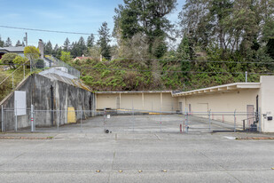 335 N Wycoff Ave, Bremerton WA - Warehouse