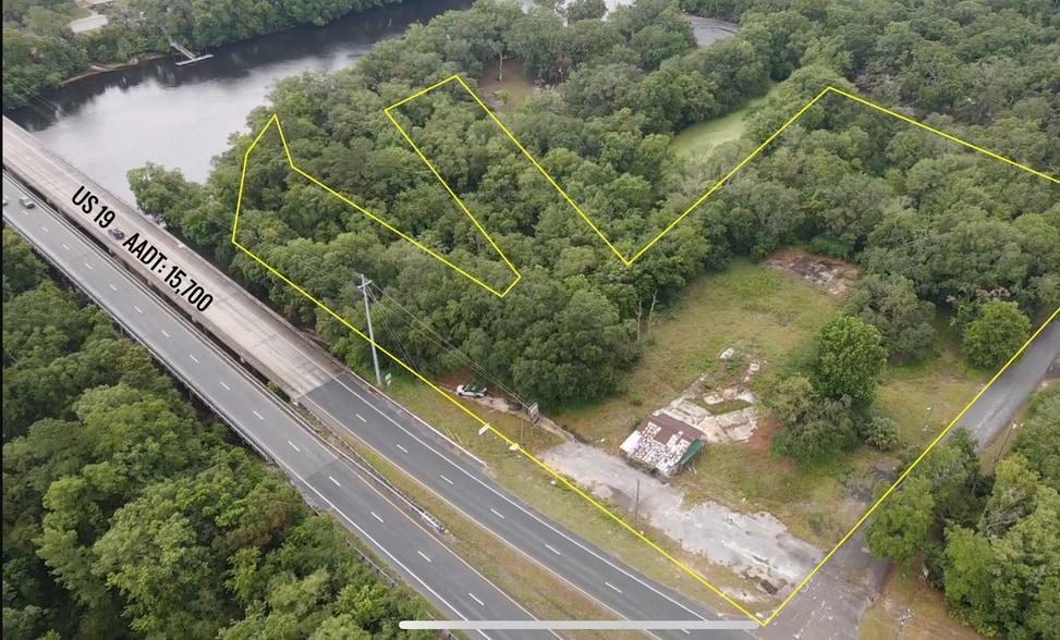 37 SE 989th St, Old Town, FL for sale - Aerial - Image 1 of 8