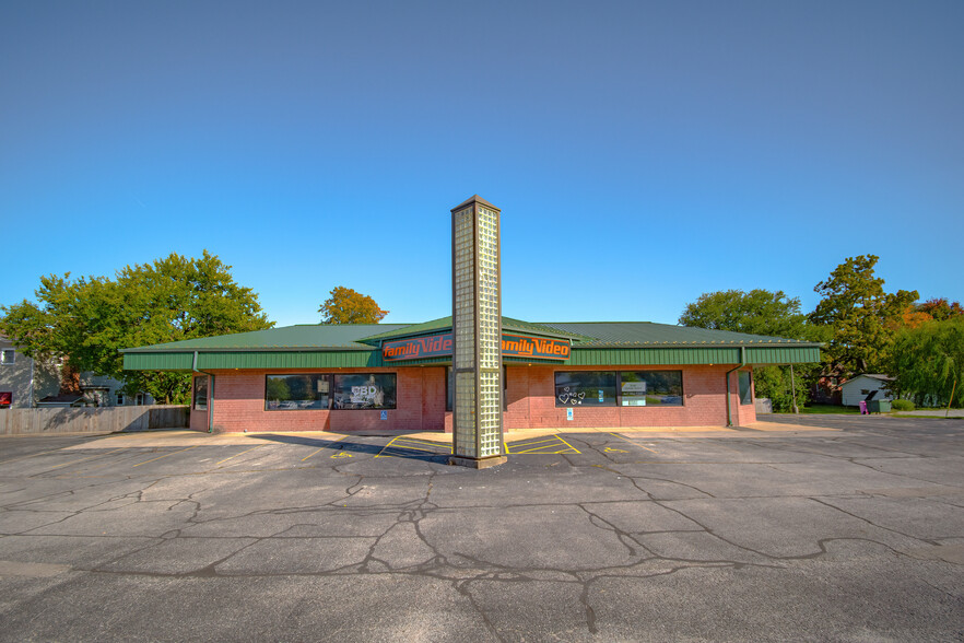 509 N Main St, Monmouth, IL for lease - Building Photo - Image 1 of 7