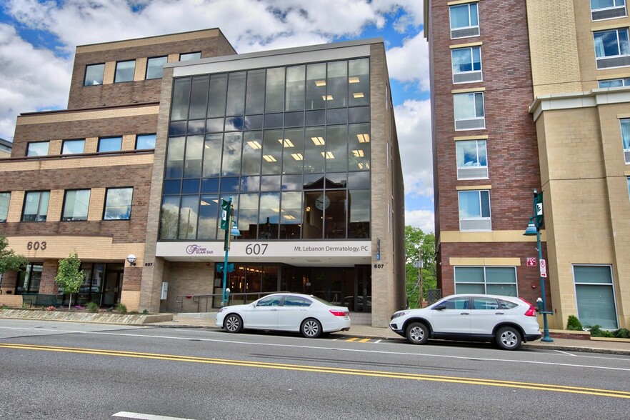 607 Washington Rd, Pittsburgh, PA for lease - Building Photo - Image 1 of 13