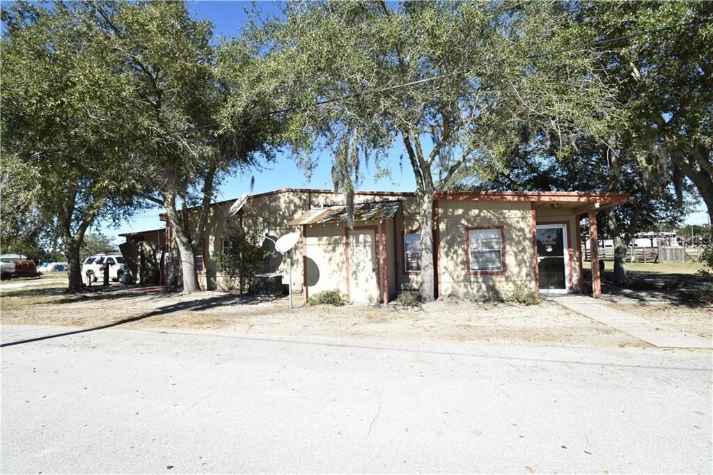 5600 Packing House Rd, Alturas, FL 33820