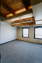 2303 Wycliff St, Saint Paul, MN for lease Building Photo- Image 2 of 9