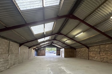 Broad Oak Farm, Whitchurch for lease - Interior Photo - Image 3 of 5