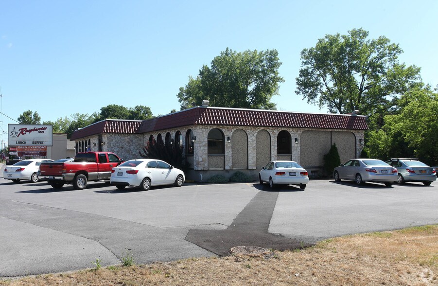 4784 Commercial Dr, New Hartford, NY for sale - Primary Photo - Image 1 of 1