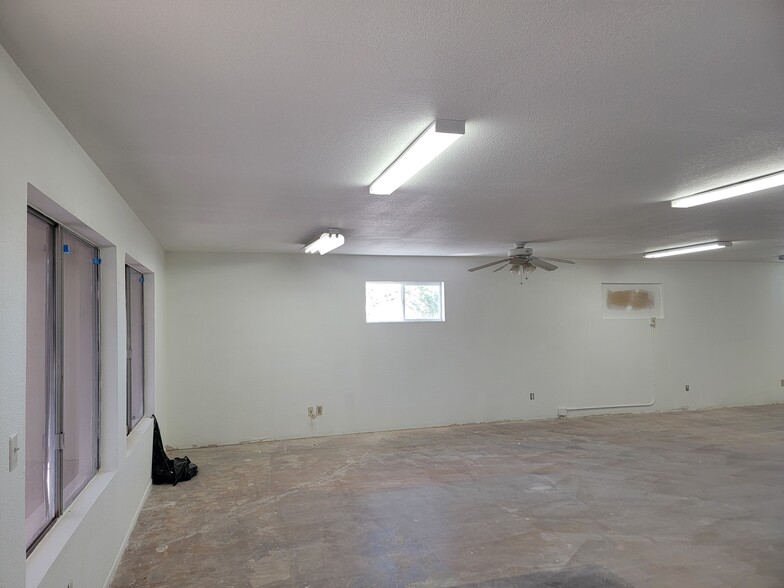 832 N Main Dr, Apache Junction, AZ for sale - Building Photo - Image 3 of 7