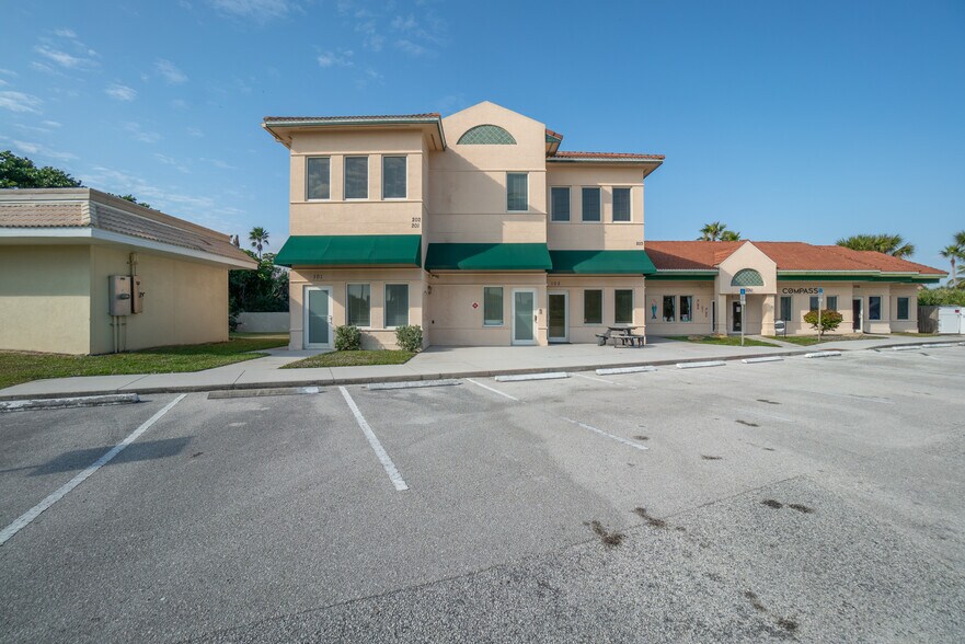 3270 S Highway A1A, Melbourne Beach, FL 32951