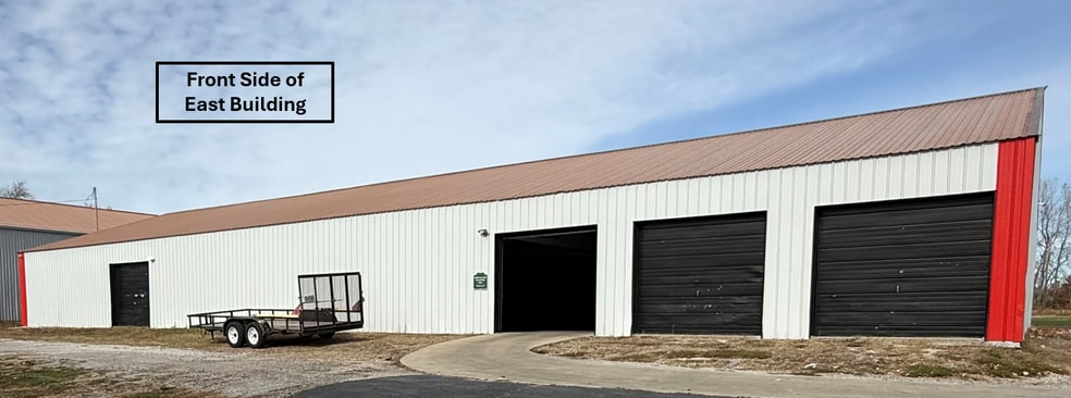 Warehouse/Storage Facility with Land portfolio of 3 properties for sale on LoopNet.com - Building Photo - Image 2 of 7