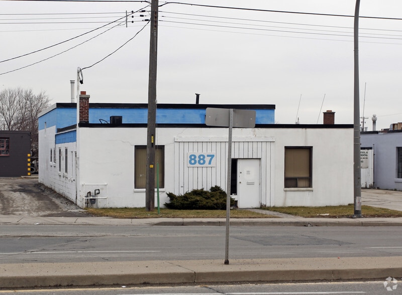 887 Kipling Ave, Toronto, ON for lease - Building Photo - Image 2 of 2