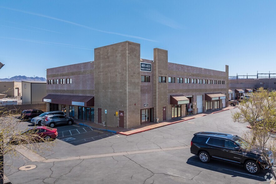 401-433 Max Ct, Henderson, NV for lease - Building Photo - Image 1 of 6