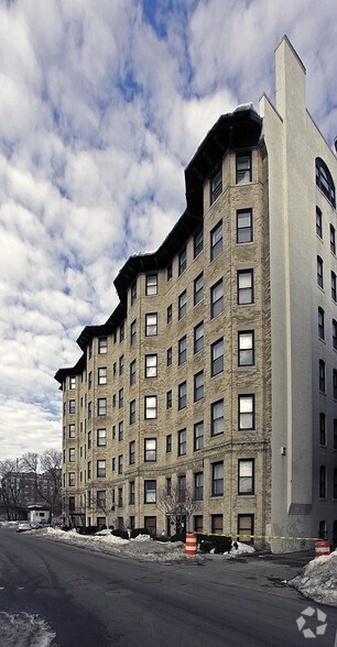 400 Commonwealth Ave, Boston, MA for lease - Primary Photo - Image 1 of 18