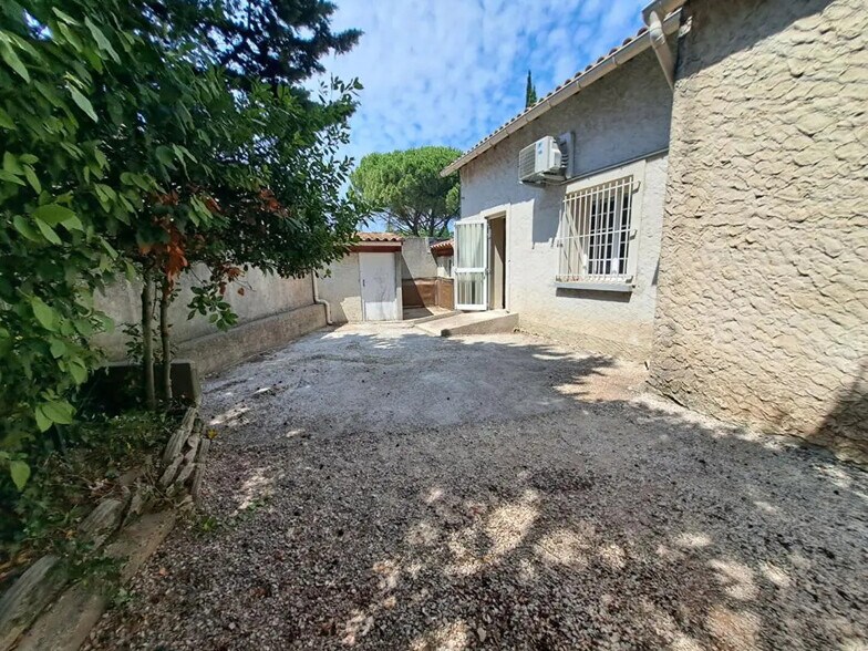 54 Avenue Pasteur, Villeneuve-lès-Avignon for lease - Building Photo - Image 3 of 12