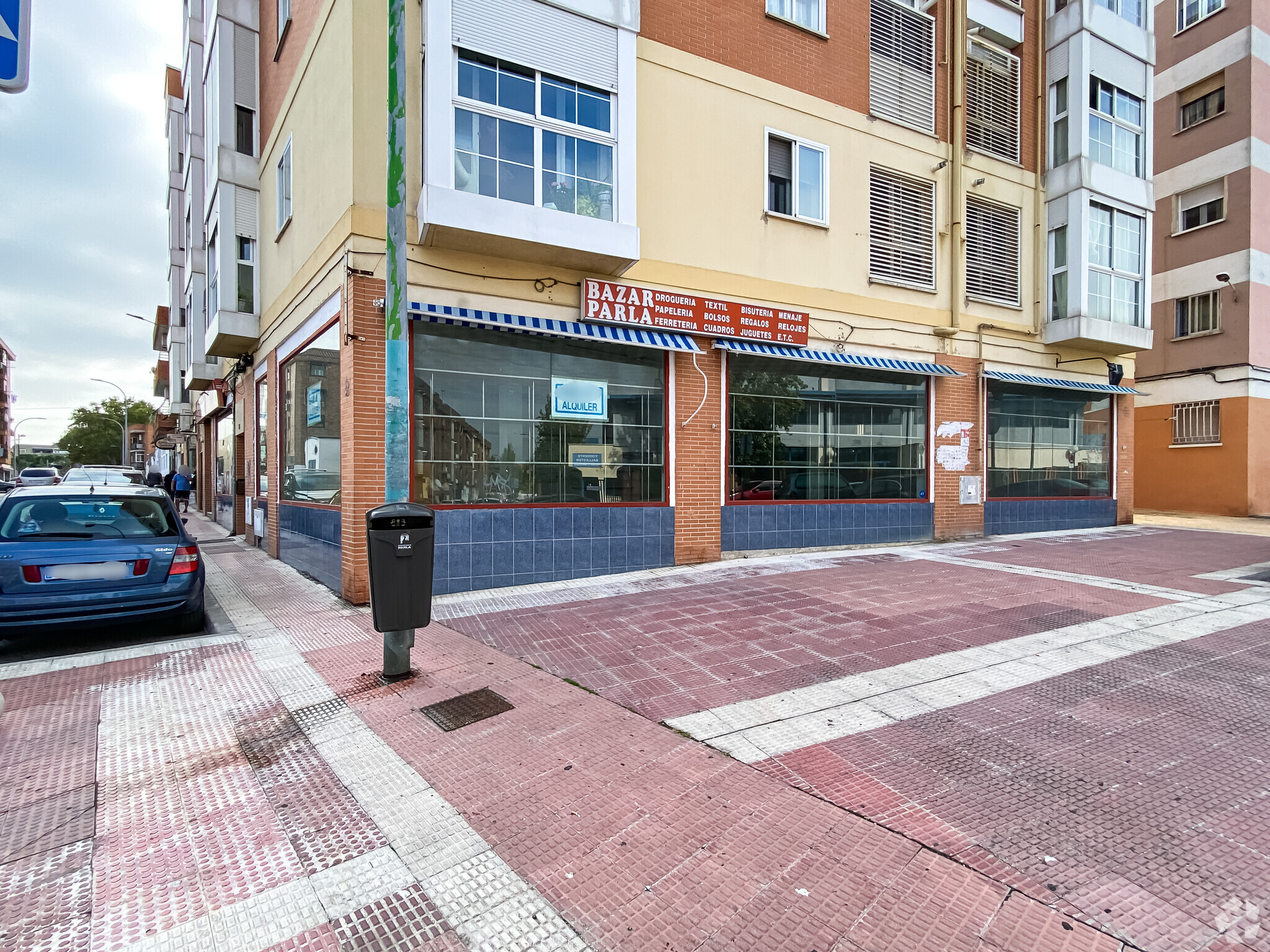 Retail in Parla, Madrid for lease Interior Photo- Image 1 of 2