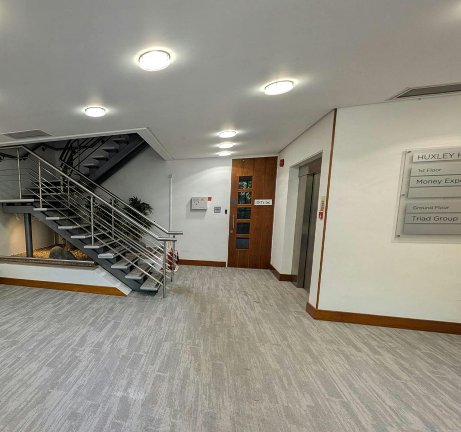 Catteshall Ln, Godalming for lease Interior Photo- Image 1 of 3