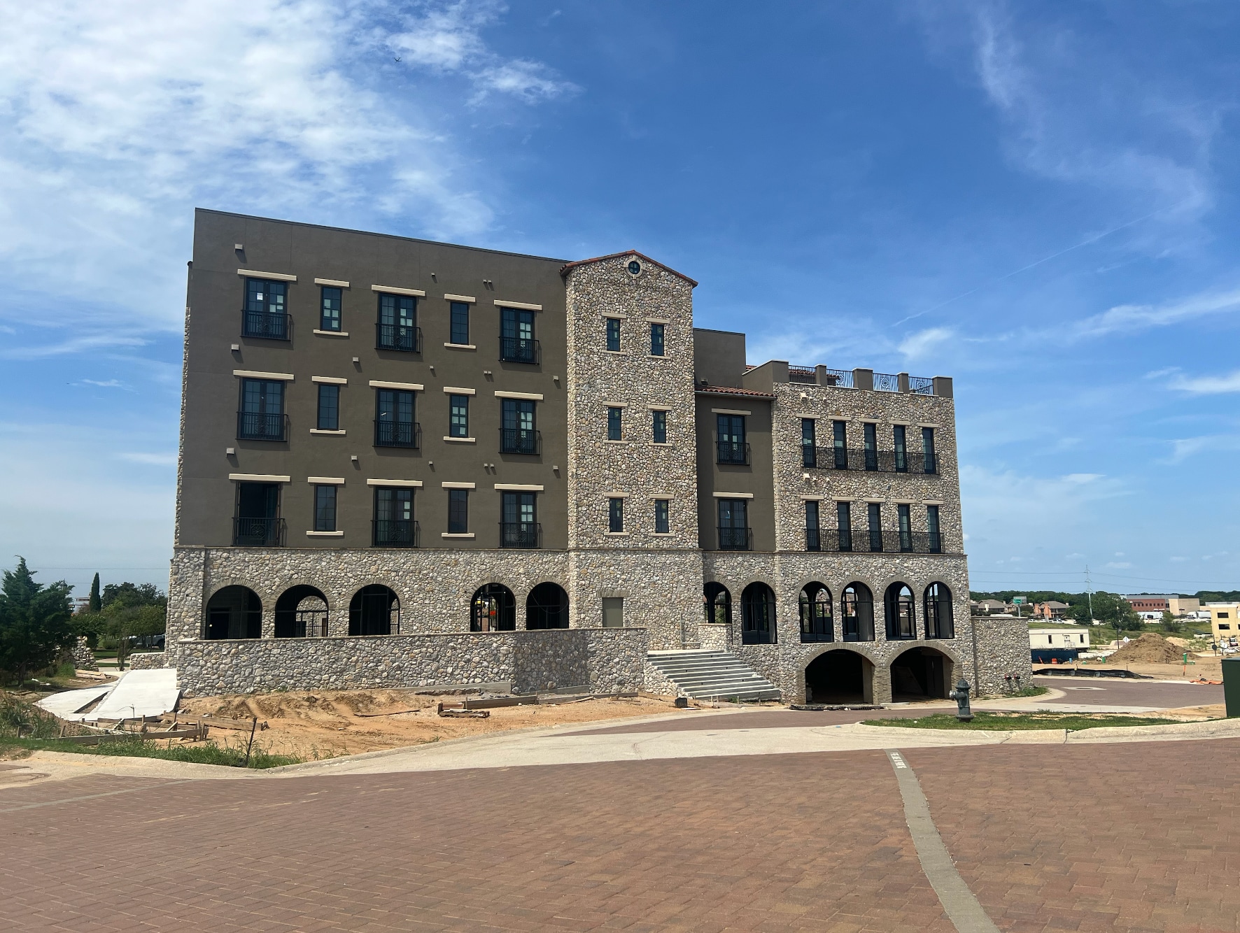 49 Arta Dr, Westlake, TX for lease Building Photo- Image 1 of 7