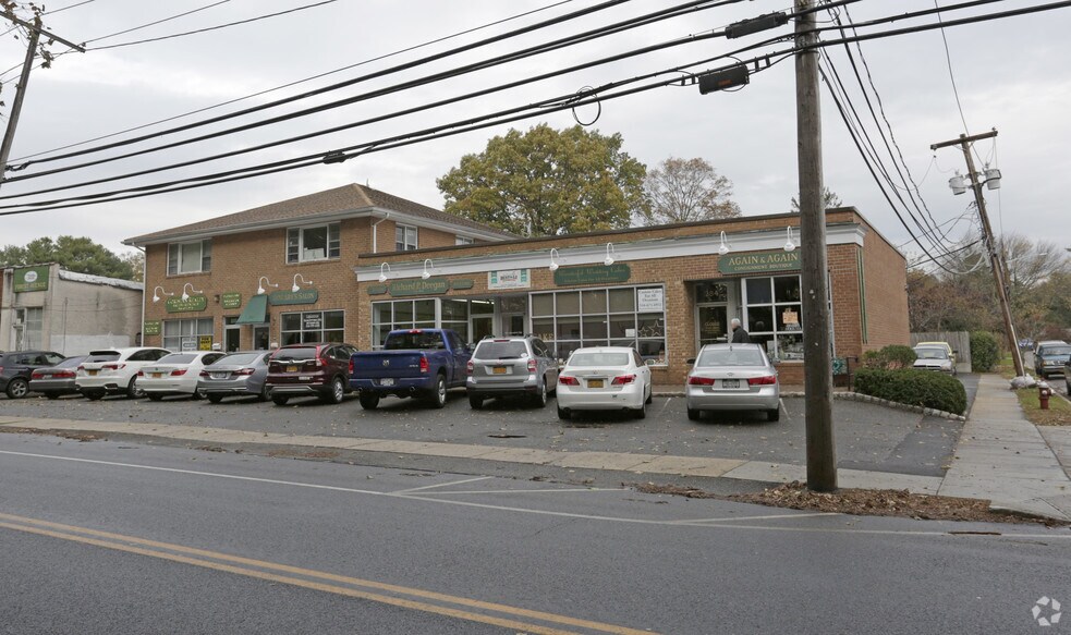 294-302 Forest Ave, Locust Valley, NY for sale - Primary Photo - Image 1 of 1