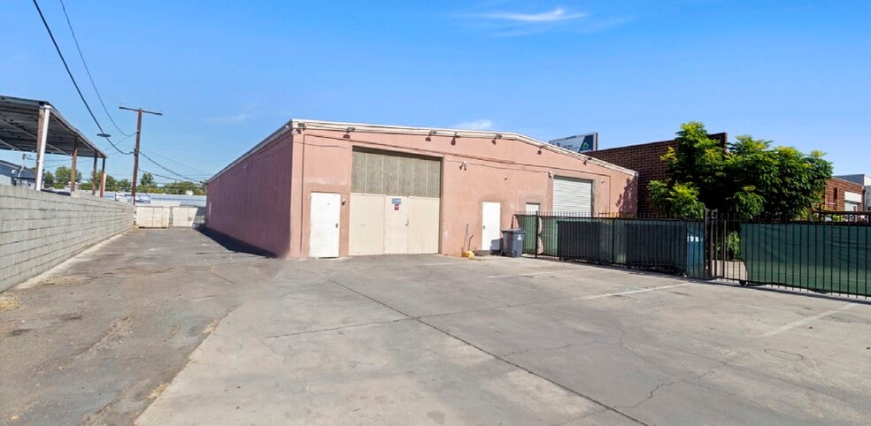4260 W Artesia Ave, Fullerton, CA for sale - Building Photo - Image 2 of 18