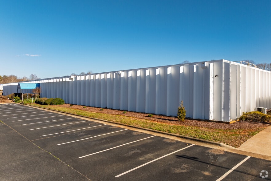 101 Lexington Pky, Lexington, NC for sale - Primary Photo - Image 1 of 6