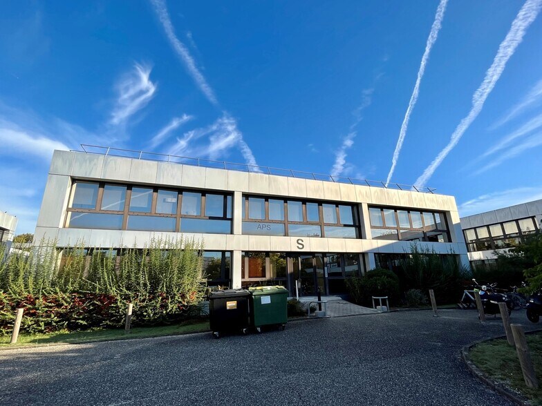 29 Rue Robert Caumont, Bordeaux for lease - Building Photo - Image 1 of 7