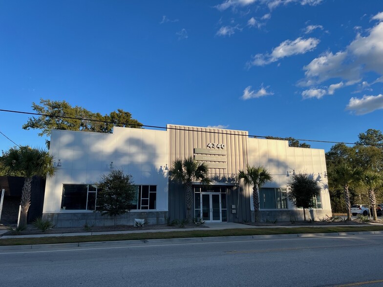 4340 Spruill Ave, North Charleston, SC for sale - Building Photo - Image 2 of 21