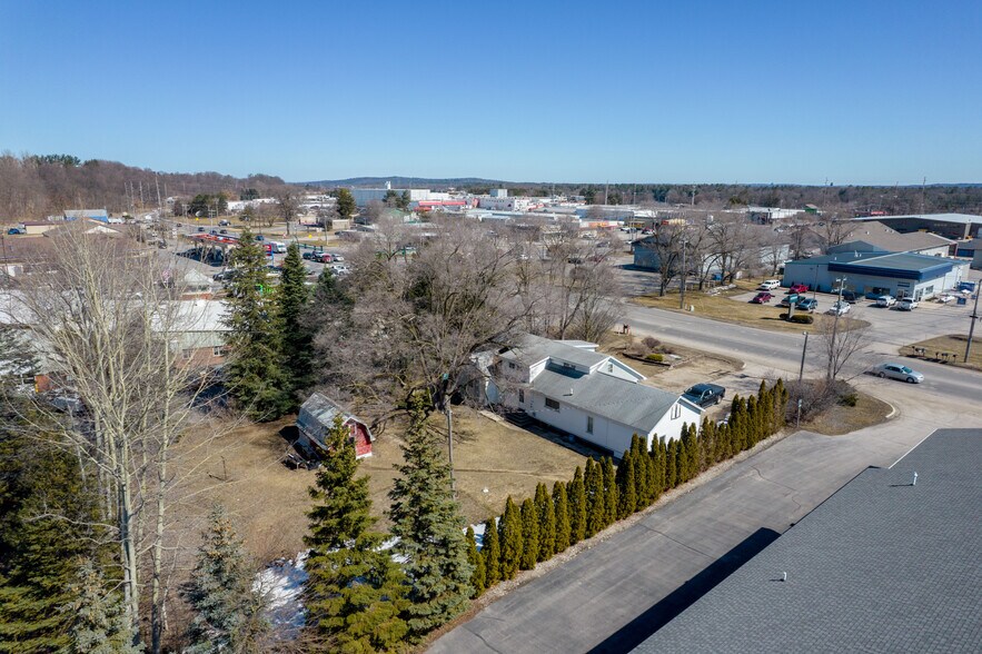 3167 Cass Rd, Traverse City, MI 49684 3167 Cass Road Traverse City