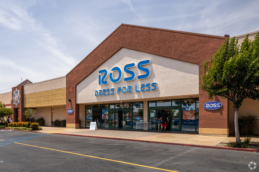 9561-9971 Chapman Ave, Garden Grove, CA for lease - Building Photo - Image 3 of 25