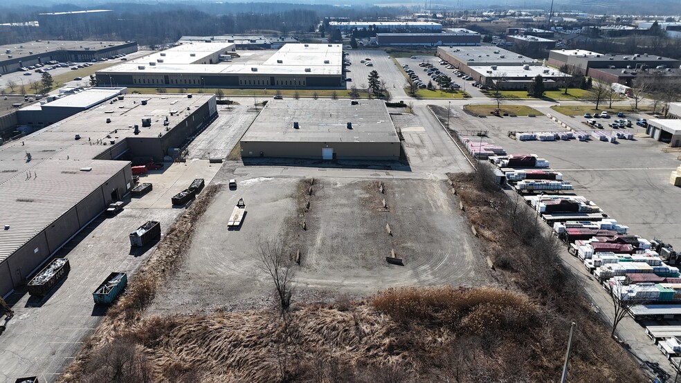 30501 Carter St, Solon, OH for lease - Building Photo - Image 3 of 6