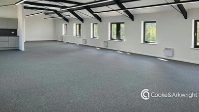 Fairoak Rd, Cardiff for lease Interior Photo- Image 1 of 3