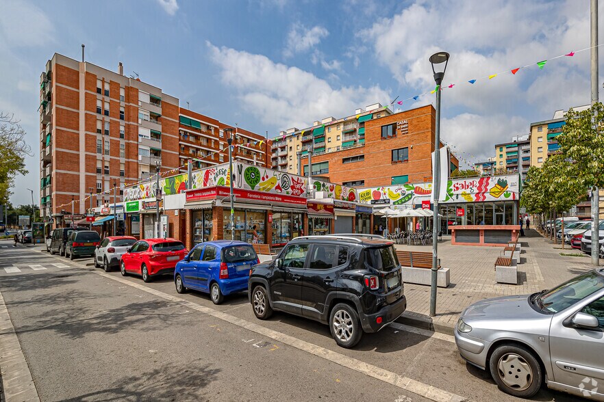 Carrer de Pau Casals, 5, Sant Boi de Llobregat, Barcelona for sale - Building Photo - Image 3 of 3
