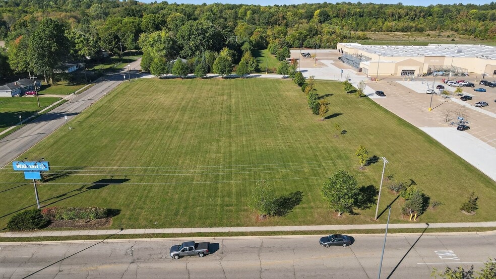 203 S Tolbert St, Three Rivers, MI for sale - Building Photo - Image 2 of 10