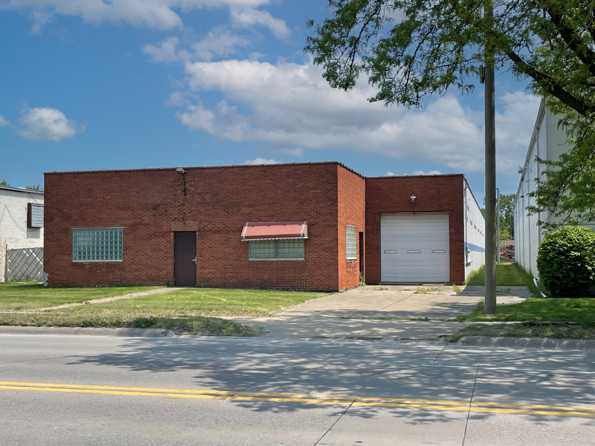 23542 Schoenherr Rd, Warren, MI for sale Building Photo- Image 1 of 1