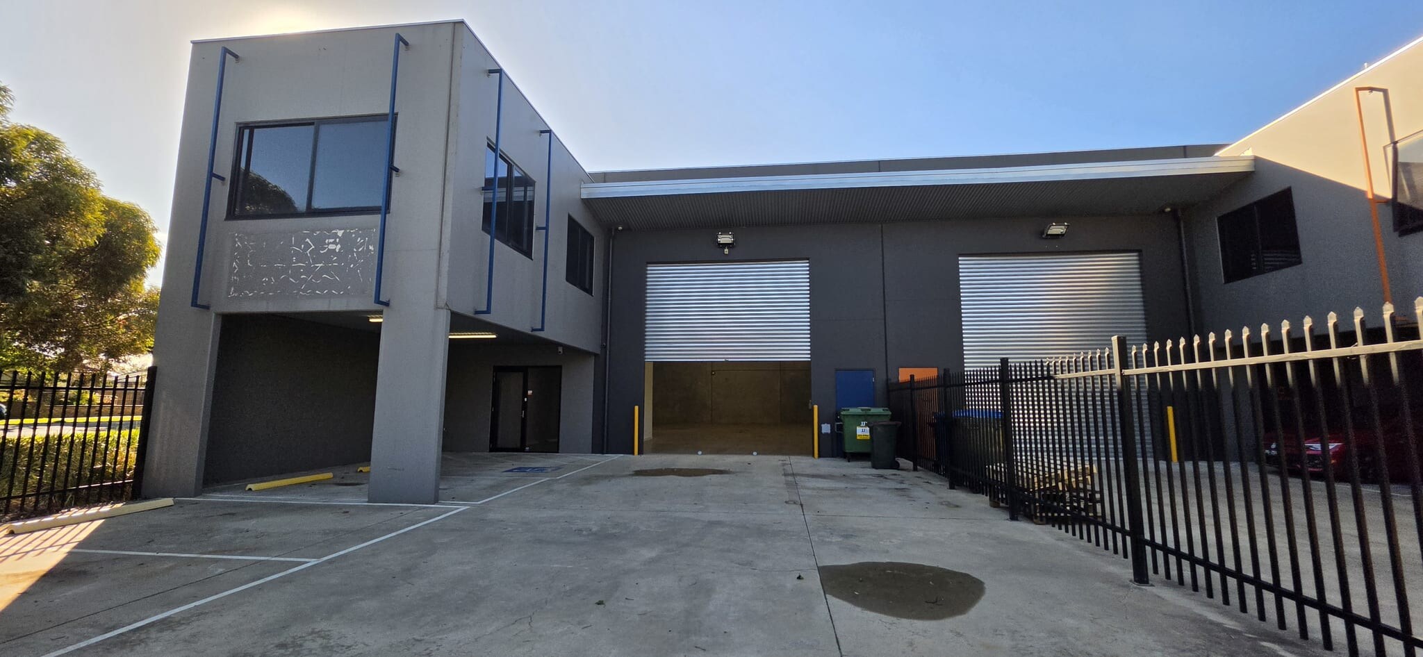 92 Latitude Bvd, Thomastown for lease Primary Photo- Image 1 of 3