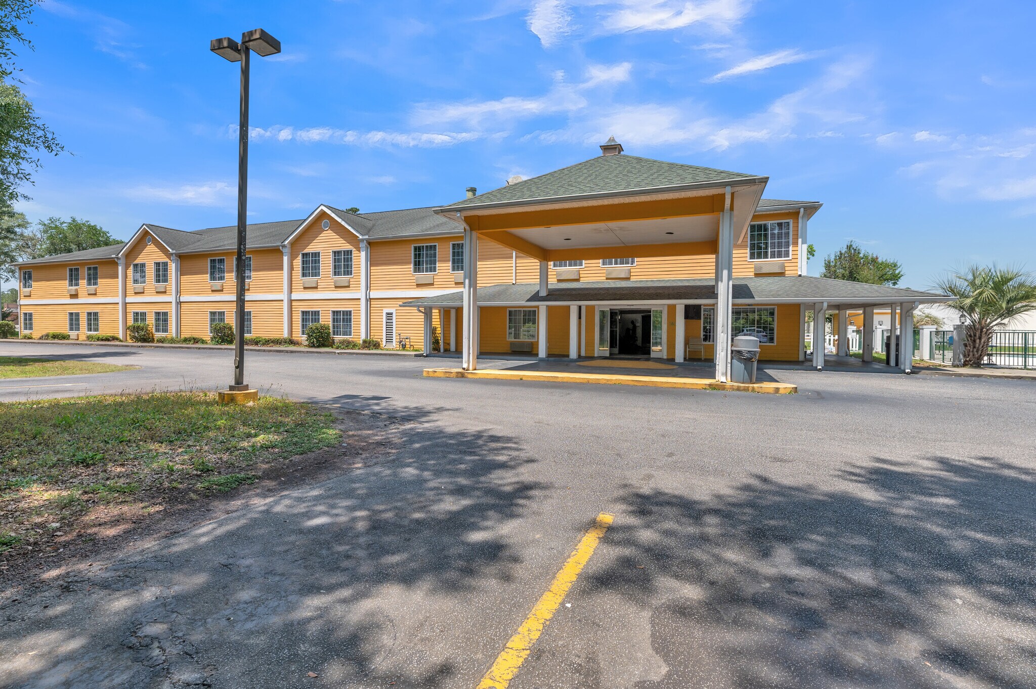 1610 N Longstreet St, Kingstree, SC for sale Building Photo- Image 1 of 1