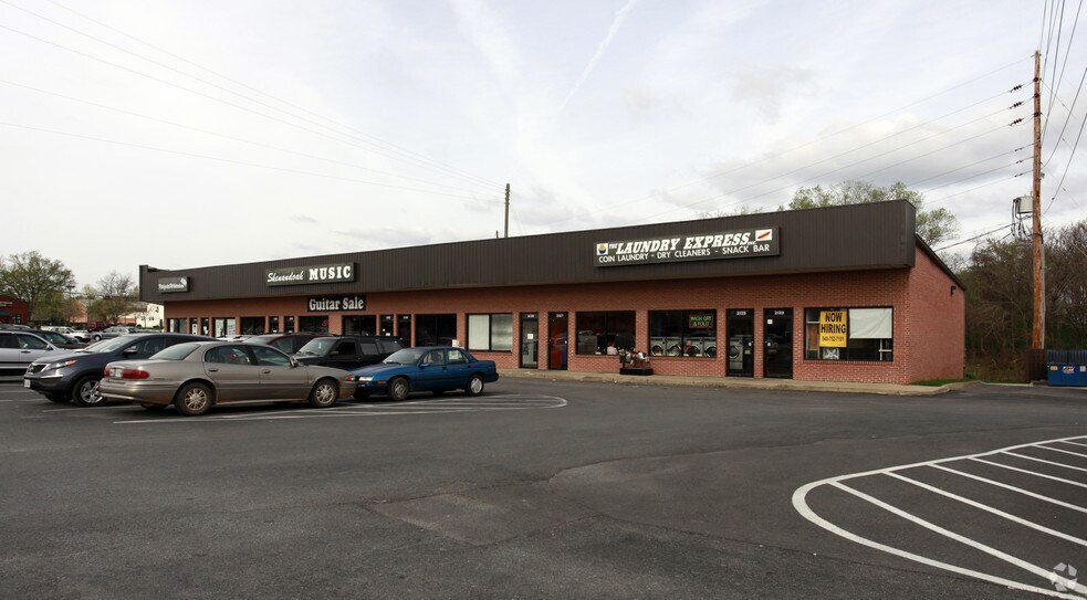 2-38 Weems Ln, Winchester, VA for sale - Primary Photo - Image 1 of 1