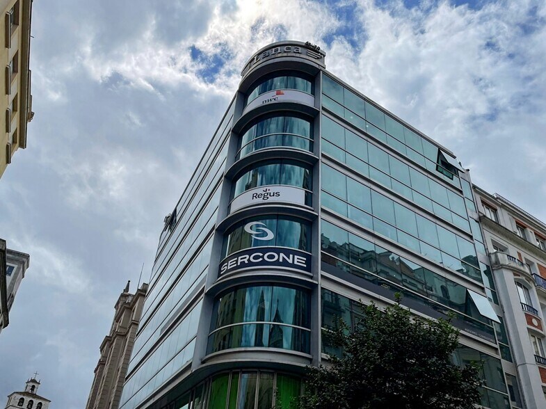 Calle Juan de Herrera, 18, Santander, Cantabria for lease - Building Photo - Image 3 of 3